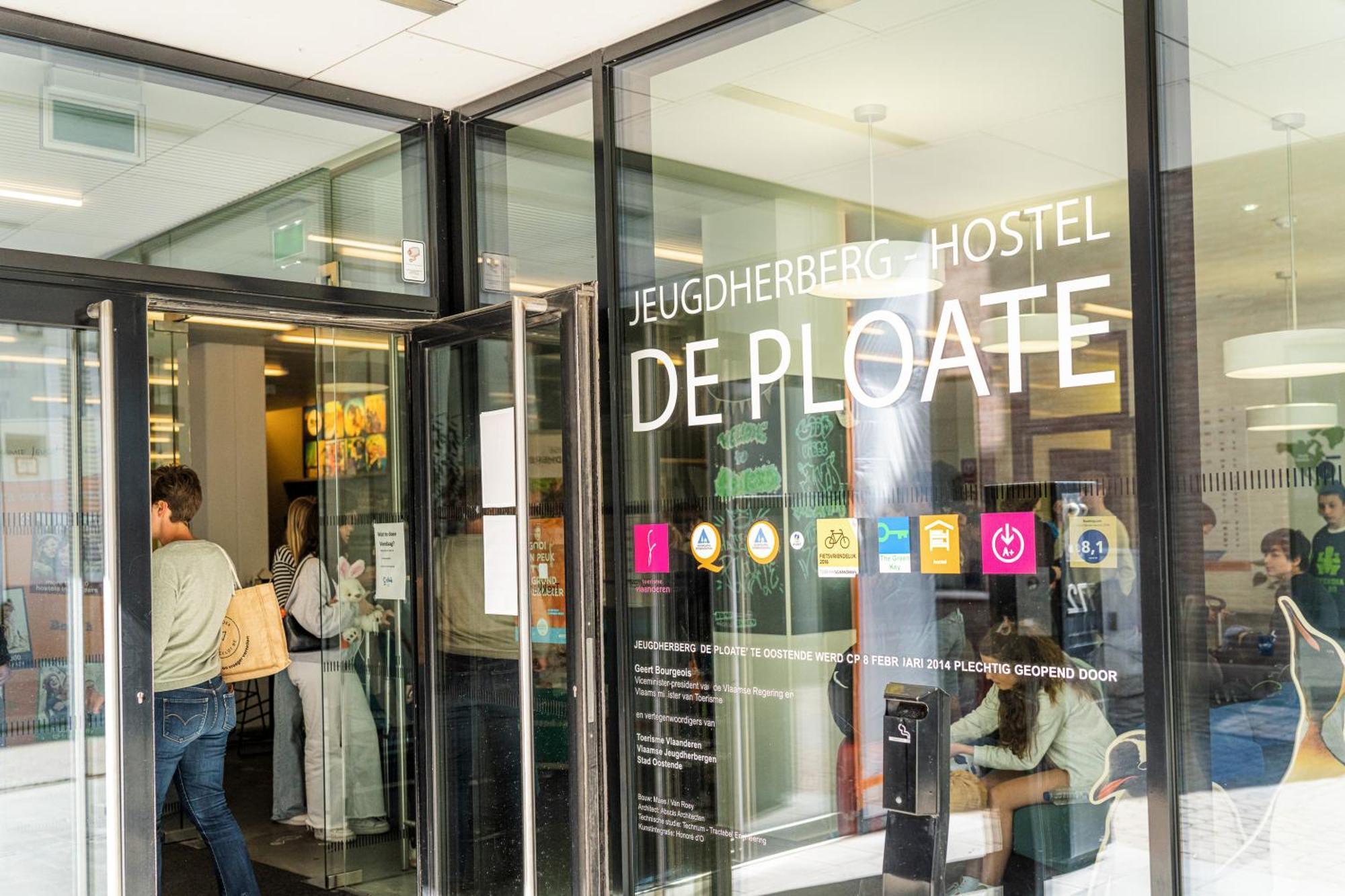 De Ploate Hostel Остенде Екстер'єр фото